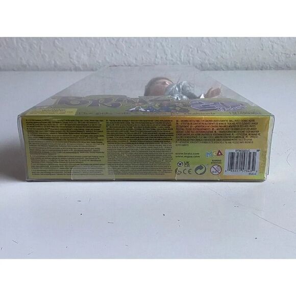 Bratz 20 Yearz Special Anniversary Limited Edition Original Fashion Doll JADE - Picture 15 of 16
